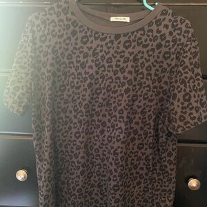 Cheetah print tshirt